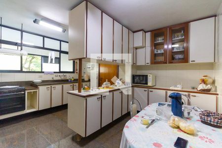 Apartamento à venda com 312m², 4 quartos e 3 vagasCozinha