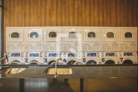 Studio para alugar com 25m², 1 quarto e sem vaga Studio para alugar com 25m², 1 quarto e sem vagaÁrea comum - Lavandeiria