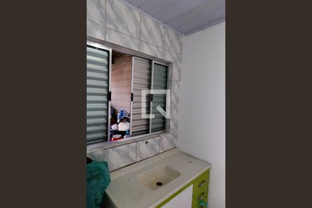 Casa à venda com 70m², 3 quartos e sem vaga Casa à venda com 70m², 3 quartos e sem vagaCozinha