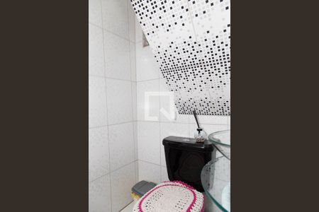 Casa à venda com 70m², 3 quartos e sem vaga Casa à venda com 70m², 3 quartos e sem vagaBanheiro de Serviço