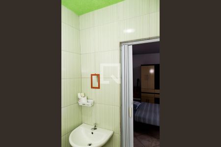 Casa à venda com 70m², 3 quartos e sem vaga Casa à venda com 70m², 3 quartos e sem vagaBanheiro 2