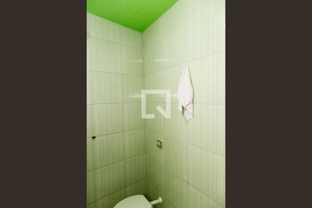 Casa à venda com 70m², 3 quartos e sem vaga Casa à venda com 70m², 3 quartos e sem vagaBanheiro 2