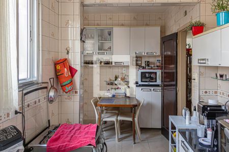 Apartamento à venda com 106m², 2 quartos e sem vaga Apartamento à venda com 106m², 2 quartos e sem vagaCozinha