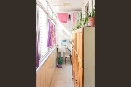 Apartamento à venda com 106m², 2 quartos e sem vaga Apartamento à venda com 106m², 2 quartos e sem vagaÁrea de Serviço