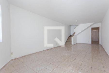 Sala de casa para alugar com 2 quartos, 125m² em Vila Moinho Velho, São Paulo