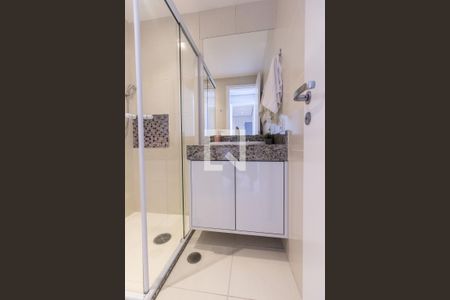 Apartamento à venda com 164m², 3 quartos e 3 vagas Apartamento à venda com 164m², 3 quartos e 3 vagasSuíte