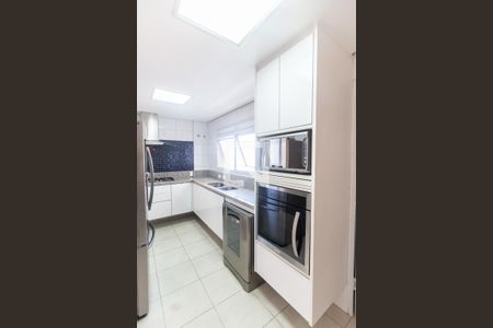 Apartamento à venda com 164m², 3 quartos e 3 vagas Apartamento à venda com 164m², 3 quartos e 3 vagasCozinha