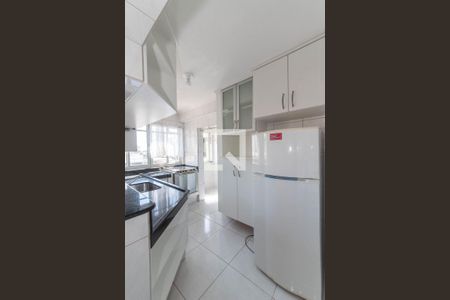 Apartamento à venda com 54m², 2 quartos e 1 vagaCozinha