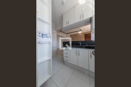 Apartamento à venda com 54m², 2 quartos e 1 vagaCozinha