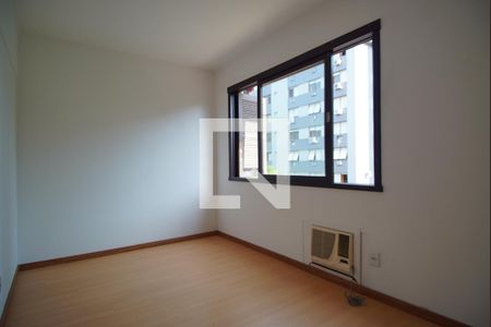 Quarto de apartamento à venda com 2 quartos, 80m² em Petrópolis, Porto Alegre