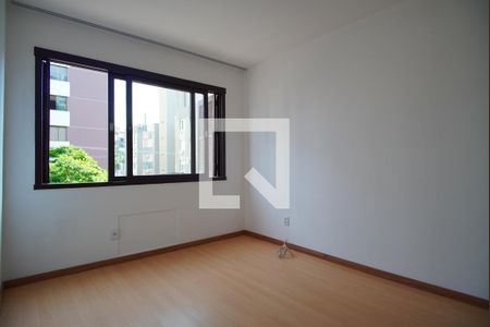 Quarto de apartamento para alugar com 2 quartos, 80m² em Petrópolis, Porto Alegre