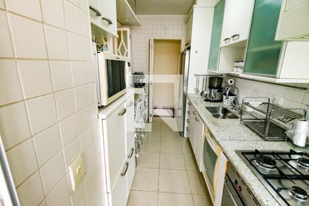 Apartamento à venda com 142m², 3 quartos e 2 vagasCozinha - Armários