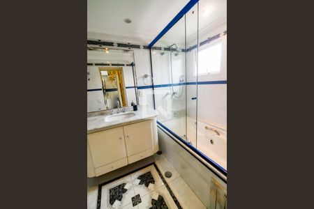 Apartamento à venda com 142m², 3 quartos e 2 vagasBanheiro da Suíte 1