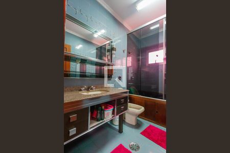 Casa à venda com 346m², 4 quartos e 4 vagas Casa à venda com 346m², 4 quartos e 4 vagasBanheiro da Suíte 4