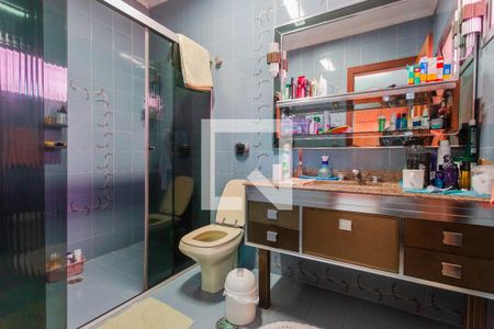 Casa à venda com 346m², 4 quartos e 4 vagas Casa à venda com 346m², 4 quartos e 4 vagasBanheiro da Suíte 1