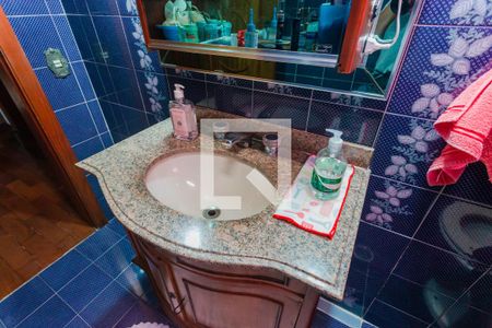 Casa à venda com 346m², 4 quartos e 4 vagas Casa à venda com 346m², 4 quartos e 4 vagasLavabo