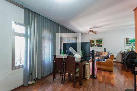 Sala de casa à venda com 4 quartos, 346m² em Bosque da Saúde, São Paulo