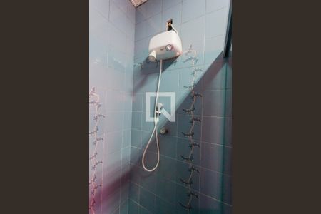 Casa à venda com 346m², 4 quartos e 4 vagas Casa à venda com 346m², 4 quartos e 4 vagasBanheiro da Suíte 2