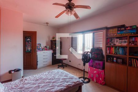 Casa à venda com 346m², 4 quartos e 4 vagas Casa à venda com 346m², 4 quartos e 4 vagasSuíte 3