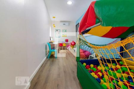 Apartamento à venda com 97m², 3 quartos e 2 vagas Apartamento à venda com 97m², 3 quartos e 2 vagasBrinquedoteca