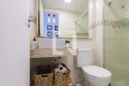 Apartamento à venda com 97m², 3 quartos e 2 vagas Apartamento à venda com 97m², 3 quartos e 2 vagasBanheiro Social