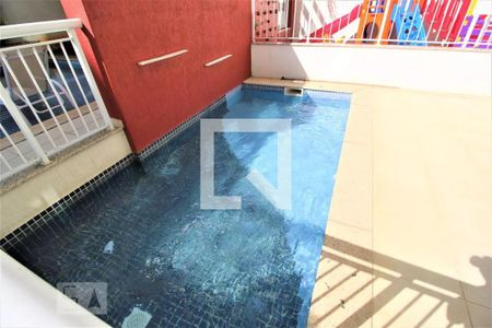 Apartamento à venda com 97m², 3 quartos e 2 vagas Apartamento à venda com 97m², 3 quartos e 2 vagasPiscina