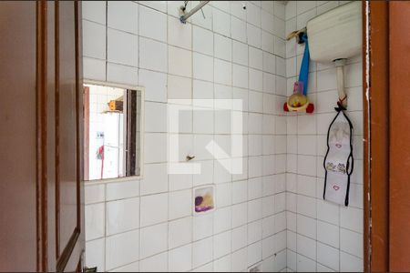 Casa à venda com 150m², 2 quartos e 2 vagasBanheiro de Serviço