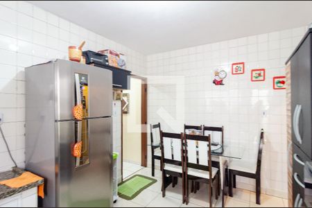 Casa à venda com 150m², 2 quartos e 2 vagasCozinha