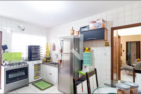 Casa à venda com 150m², 2 quartos e 2 vagasCozinha