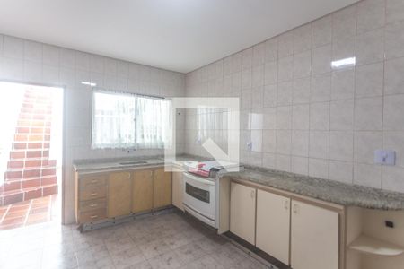 Casa à venda com 185m², 2 quartos e 2 vagasCozinha