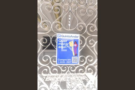 Casa à venda com 185m², 2 quartos e 2 vagasFachada