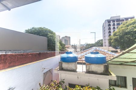 Casa à venda com 185m², 2 quartos e 2 vagasVista quintal