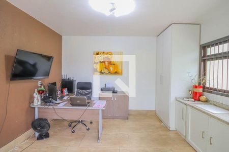 Casa à venda com 147m², 3 quartos e 1 vagaEscritório