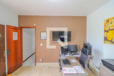 Casa à venda com 147m², 3 quartos e 1 vagaEscritório