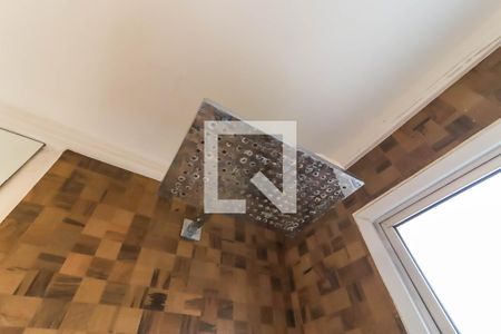 Apartamento à venda com 72m², 1 quarto e 2 vagasBanheiro da Suíte