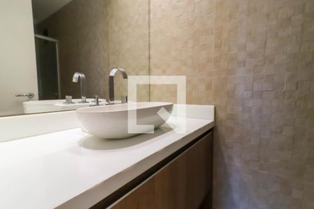 Apartamento à venda com 72m², 1 quarto e 2 vagasBanheiro