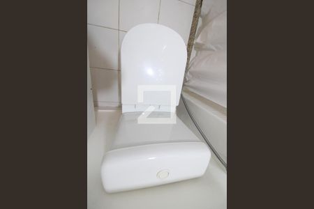 Apartamento à venda com 75m², 2 quartos e 2 vagasBanheiro Social