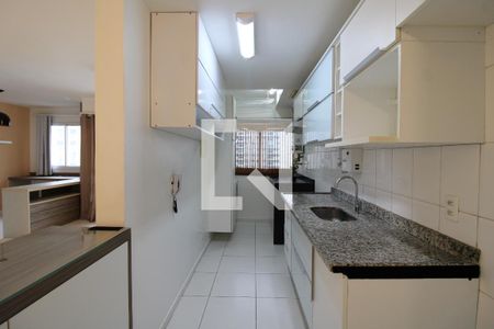 Apartamento à venda com 75m², 2 quartos e 2 vagasCozinha