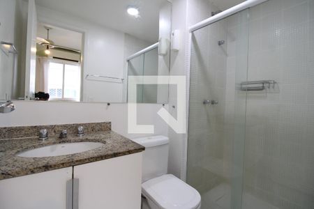 Apartamento à venda com 75m², 2 quartos e 2 vagasBanheiro da Suíte
