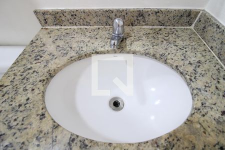 Apartamento à venda com 75m², 2 quartos e 2 vagasBanheiro Social