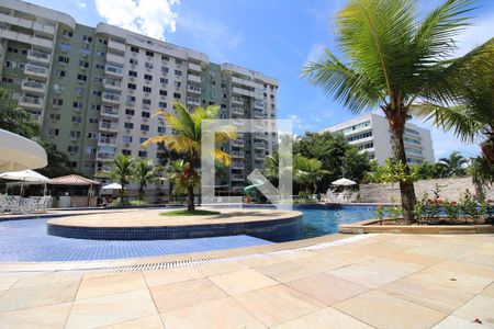 Apartamento à venda com 75m², 2 quartos e 2 vagasÁrea comum - Piscina