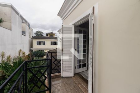 Casa à venda com 580m², 5 quartos e 4 vagasVaranda Varanda Suíte 3
