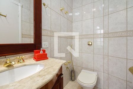 Casa à venda com 580m², 5 quartos e 4 vagasBanheiro Suíte 1