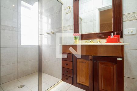 Casa à venda com 580m², 5 quartos e 4 vagasBanheiro Suíte 1