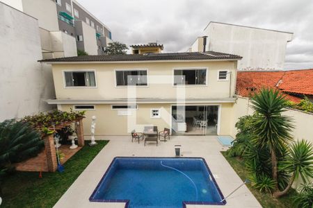 Casa à venda com 580m², 5 quartos e 4 vagasVista Varanda Suíte 4