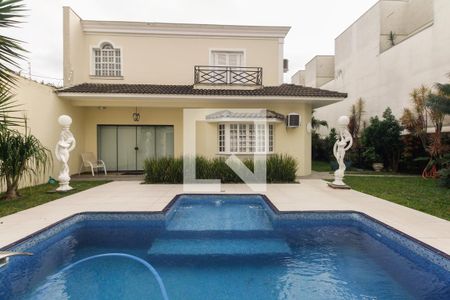 Casa à venda com 580m², 5 quartos e 4 vagasPiscina 