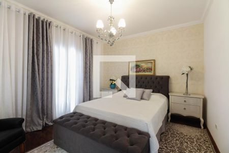 Casa à venda com 580m², 5 quartos e 4 vagasSuíte 2