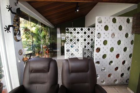 Casa à venda com 190m², 4 quartos e 2 vagasSala 2