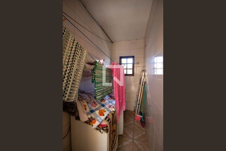 Casa à venda com 100m², 4 quartos e 2 vagasÁrea de Serviço