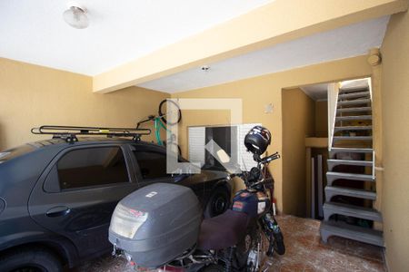 Casa à venda com 100m², 4 quartos e 2 vagasGaragem
